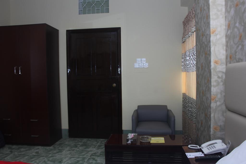 Golden Inn Chattagram Ltd Chittagong Luaran gambar